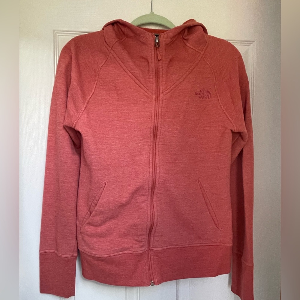 Women’s North Face zip up hoodie